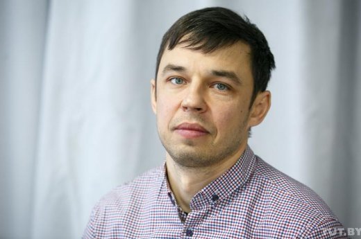 Арышт доктара адтэрмінавалі праз COVID-19 — размова з Русланам Бадамшыным