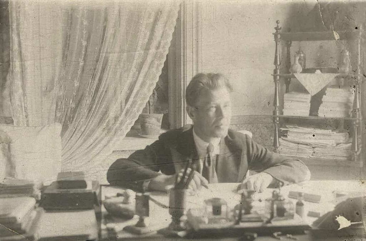 Негалосна забароненая ў савецкі час паэма Пятра Глебкі «Карменсіта» з’явілася на канале праекта «Непаслухмяныя дзеці кастрычніка»