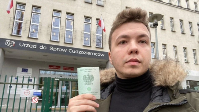 У Менску затрымалі журналіста Рамана Пратасевіча
